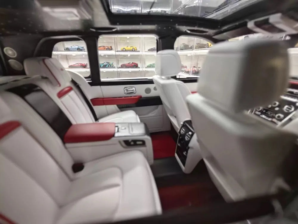 [Henson & Heaven] 1:18 Rolls-Royce 2018 Cullinan BB Red & White Model Car Resin