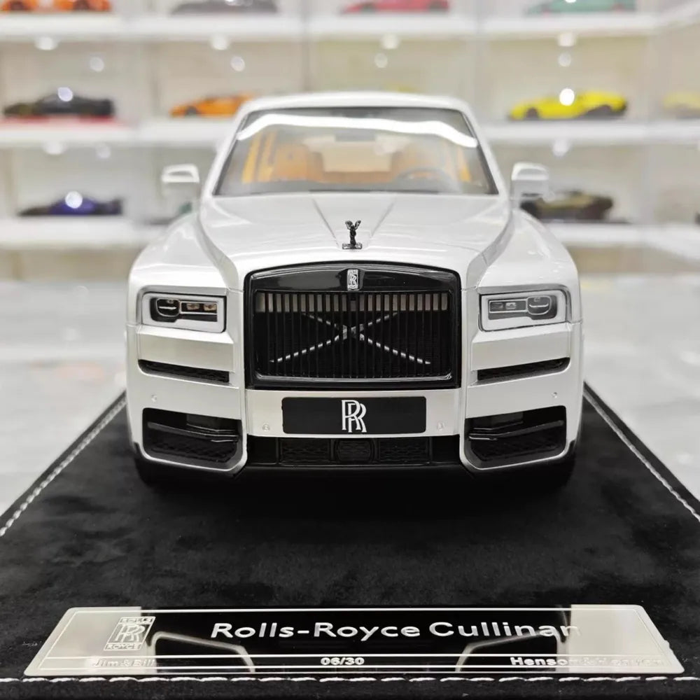[Henson & Heaven] 1:18 Rolls-Royce 2018 Cullinan BB silver modellbil harts