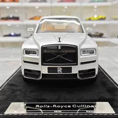 [Henson & Heaven] 1:18 Rolls-Royce 2018 Cullinan BB Silver Model Car Resin