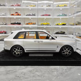[Henson & Heaven] 1:18 Rolls-Royce 2018 Cullinan BB silver modellbil harts