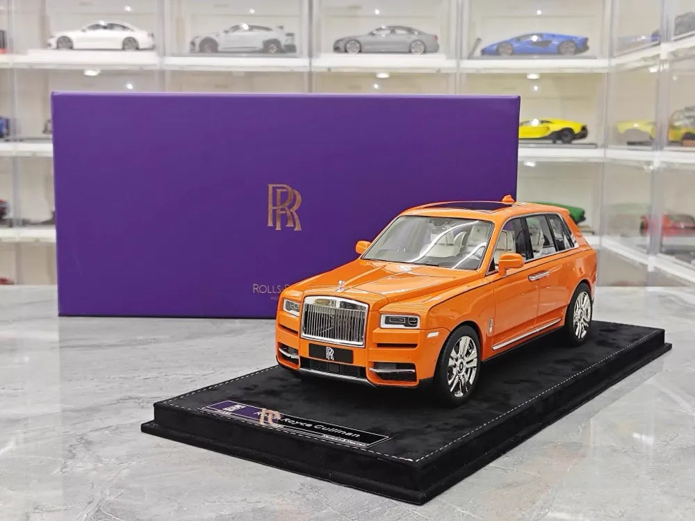 [Henson & Heaven] 1:18 Rolls-Royce 2018 Cullinan oranje modelauto Hars