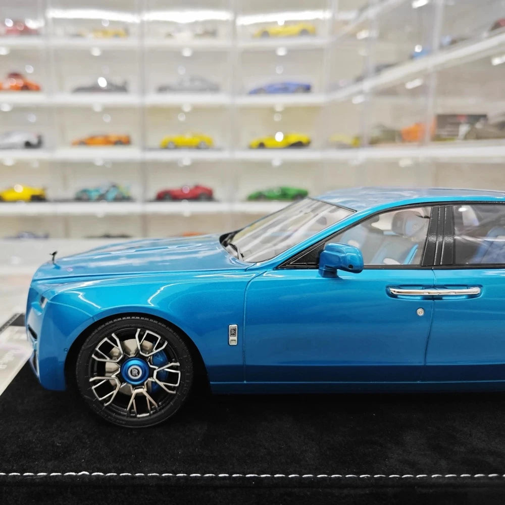 [Henson & Heaven] 1:18 Rolls-Royce 2020 Ghost Glossy Blue Model Car Resin