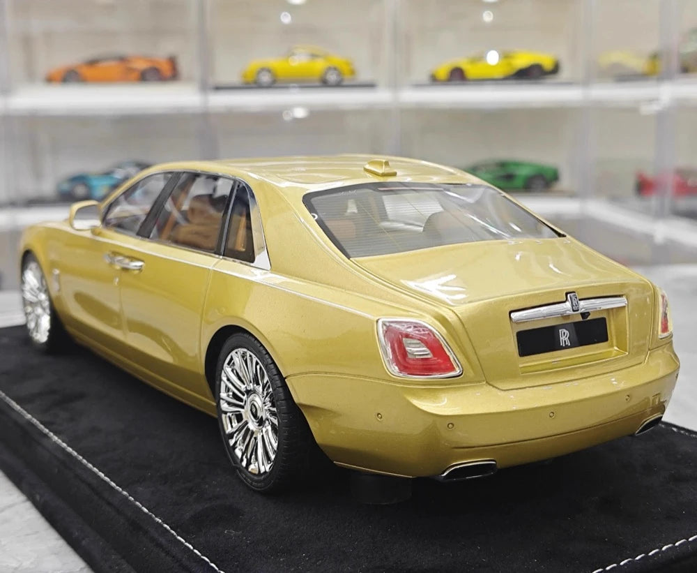 [Henson & Heaven] 1:18 Rolls-Royce 2020 Ghost Gold Model Car Resin