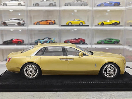 [Henson & Heaven] 1:18 Rolls-Royce 2020 Ghost Gold Model Car Resin
