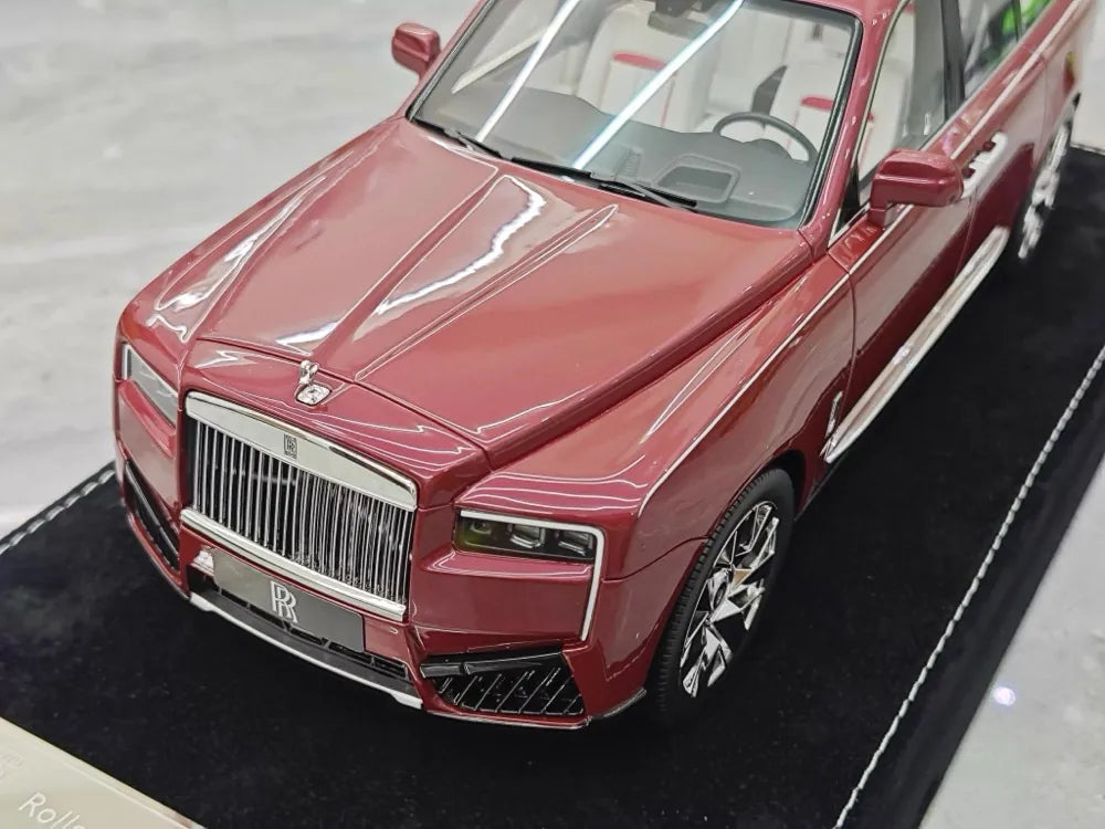 [Henson & Heaven] 1:18 Rolls-Royce 2023 Cullinan Series II Red Model Car Resin
