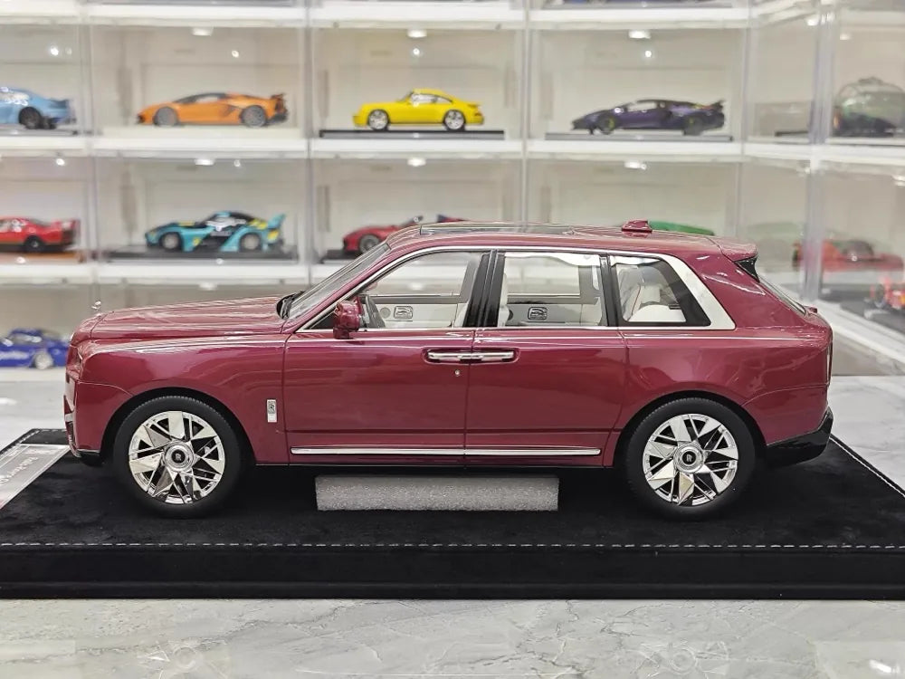 [Henson & Heaven] 1:18 Rolls-Royce 2023 Cullinan Series II Red Model Car Resin