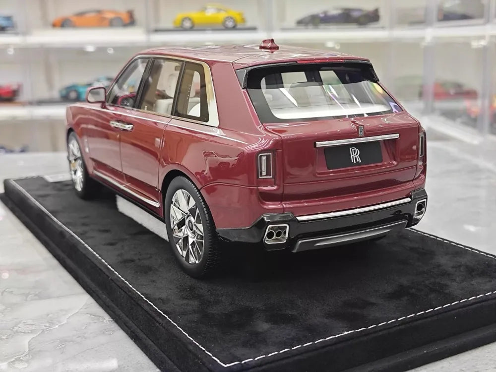 [Henson & Heaven] 1:18 Rolls-Royce 2023 Cullinan Series II Red Model Car Resin