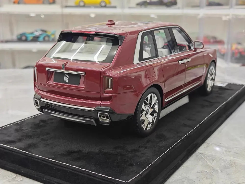 [Henson & Heaven] 1:18 Rolls-Royce 2023 Cullinan Series II Red Model Car Resin
