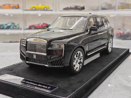 [Henson & Heaven] 1:18 Rolls-Royce 2023 Cullinan Series II Black Model Car Resin