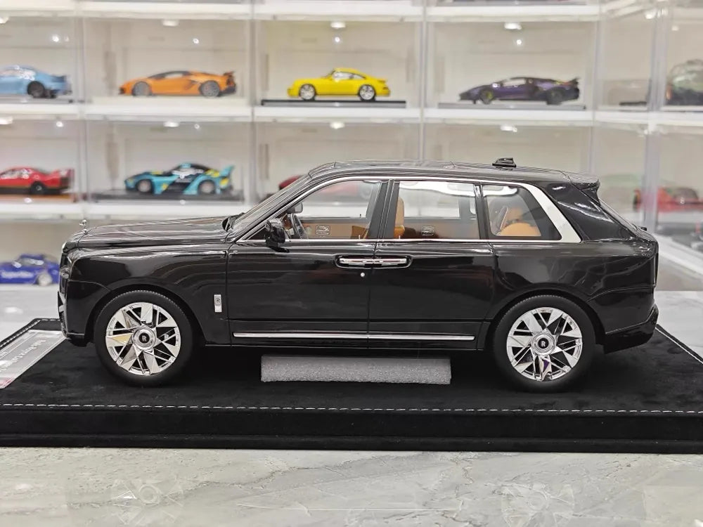 [Henson & Heaven] 1:18 Rolls-Royce 2023 Cullinan Series II nero modellino di auto resina