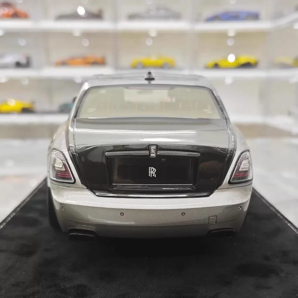 [Henson & Heaven] 1:18 Rolls-Royce 2024 Ghost BB Silver Model Car Resin