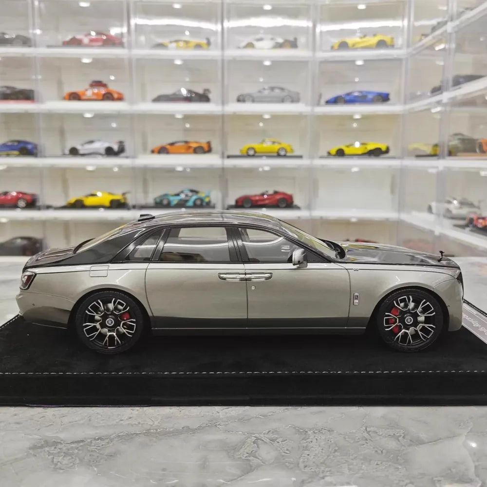 [Henson & Heaven] 1:18 Rolls-Royce 2024 Ghost BB Silver Model Car Resin