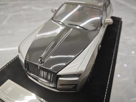 [Henson & Heaven] 1:18 Rolls-Royce 2024 Ghost BB Silver Model Car Resin