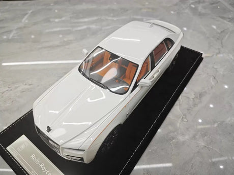 [Henson & Heaven] 1:18 Rolls-Royce 2024 Ghost BB White Model Car Resin