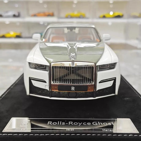 [Henson & Heaven] 1:18 Rolls-Royce 2024 Ghost BB White & Green Model Car Resin