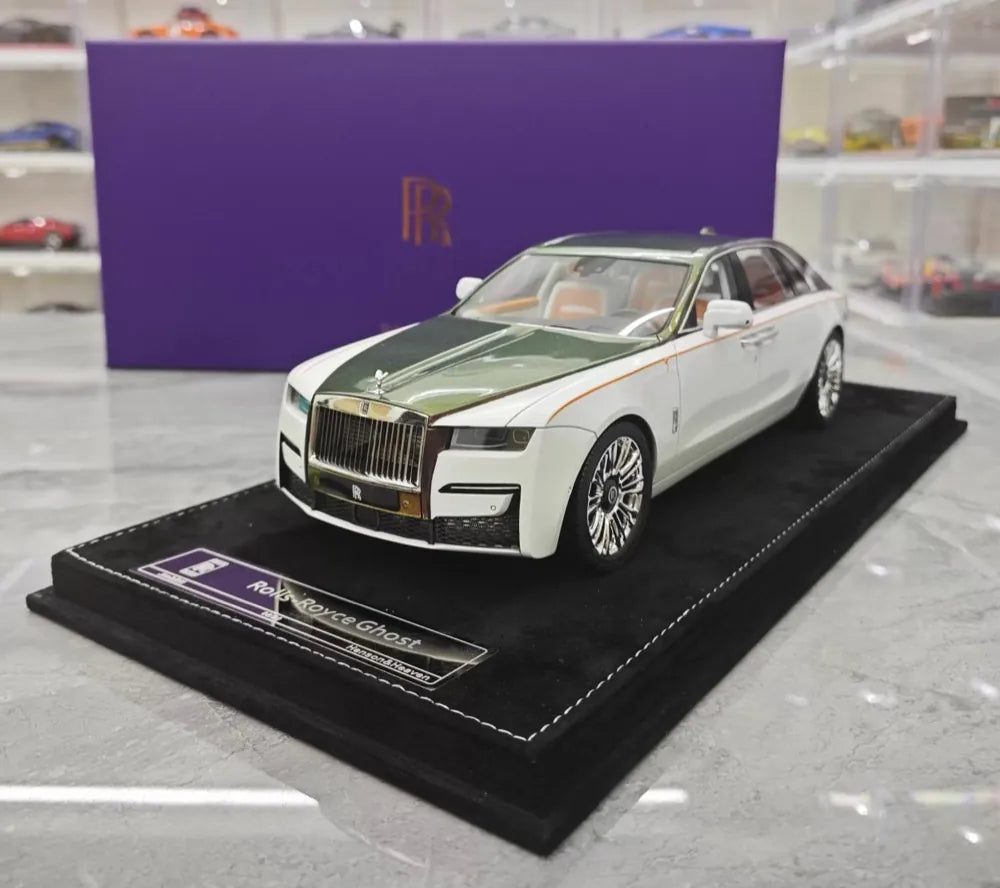 [Henson & Heaven] 1:18 Rolls-Royce 2024 Ghost BB White & Green Model Car Resin
