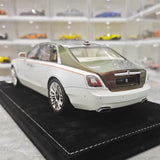 [Henson & Heaven] 1:18 Rolls-Royce 2024 Ghost BB White & Green Model Car Resin