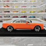 [Henson & Heaven] 1:18 Rolls-Royce 2024 Spectre orange & grå modellbil harts