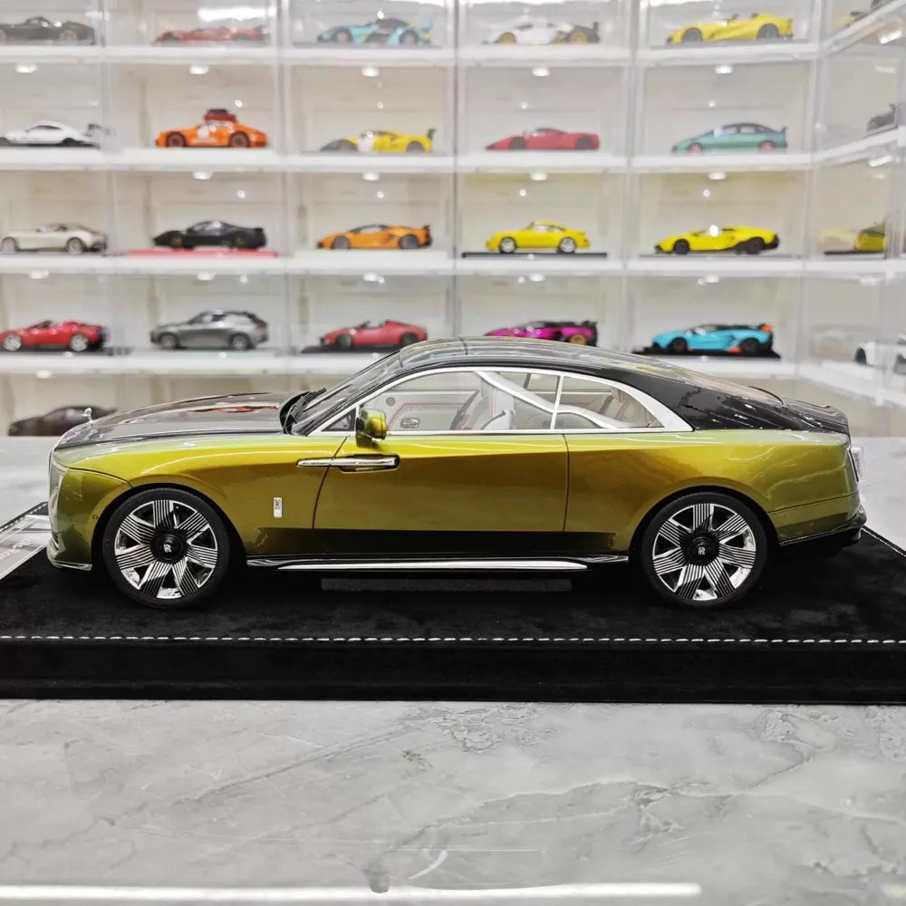[Henson & Heaven] 1:18 Rolls-Royce 2024 Spectre Green & Black Model Car Resin