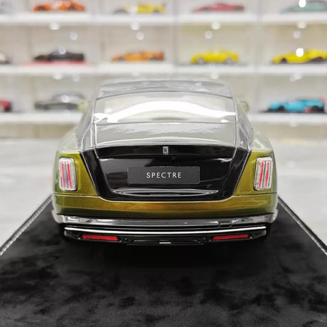 [Henson & Heaven] 1:18 Rolls-Royce 2024 Spectre Green & Black Model Car Resin