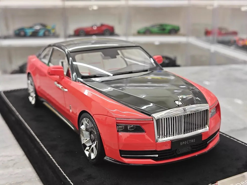 [Henson & Heaven] 1:18 Rolls-Royce 2024 Spectre Semaphore Pink & Black Model Car Resin