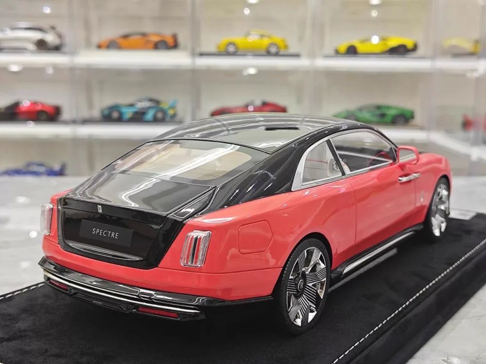 [Henson & Heaven] 1:18 Rolls-Royce 2024 Spectre Semaphore Pink & Black Model Car Resin