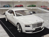 [Henson & Heaven] 1:18 Rolls-Royce 2024 Spectre Semaphore White Model Car Resin