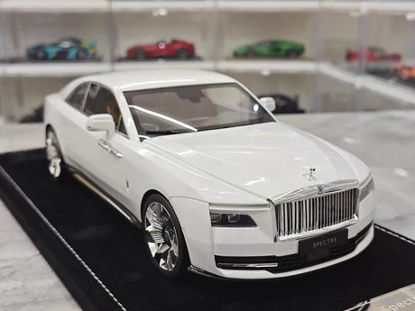 [Henson & Heaven] 1:18 Rolls-Royce 2024 Spectre Semaphore White Model Car Resin