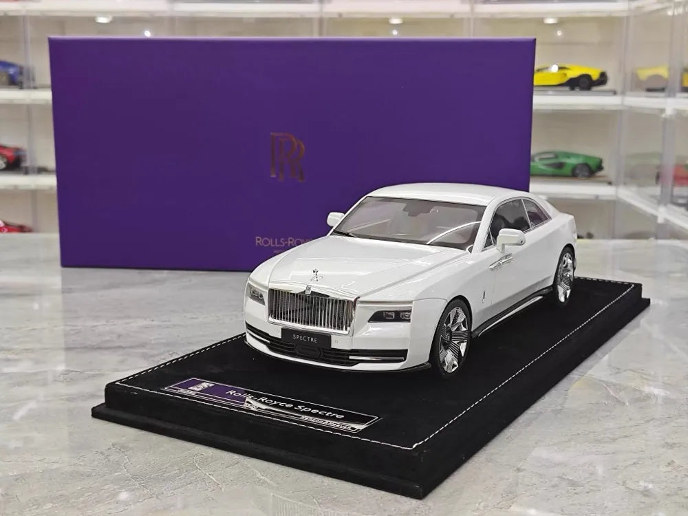 [Henson & Heaven] 1:18 Rolls-Royce 2024 Spectre Semaphore White Model Car Resin