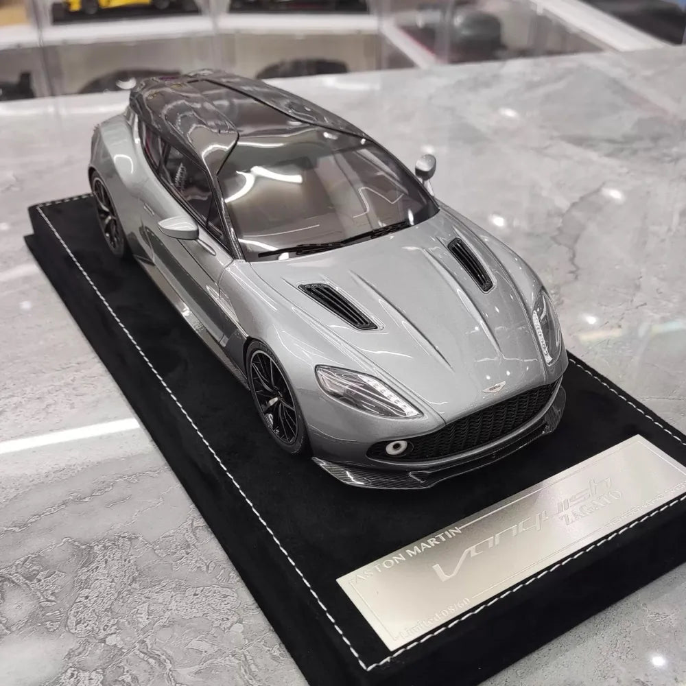 [Henson & Heaven] 1:18 Aston Martin 2019 Vanquish Zagato Shooting Brake Gray Model Car Resin