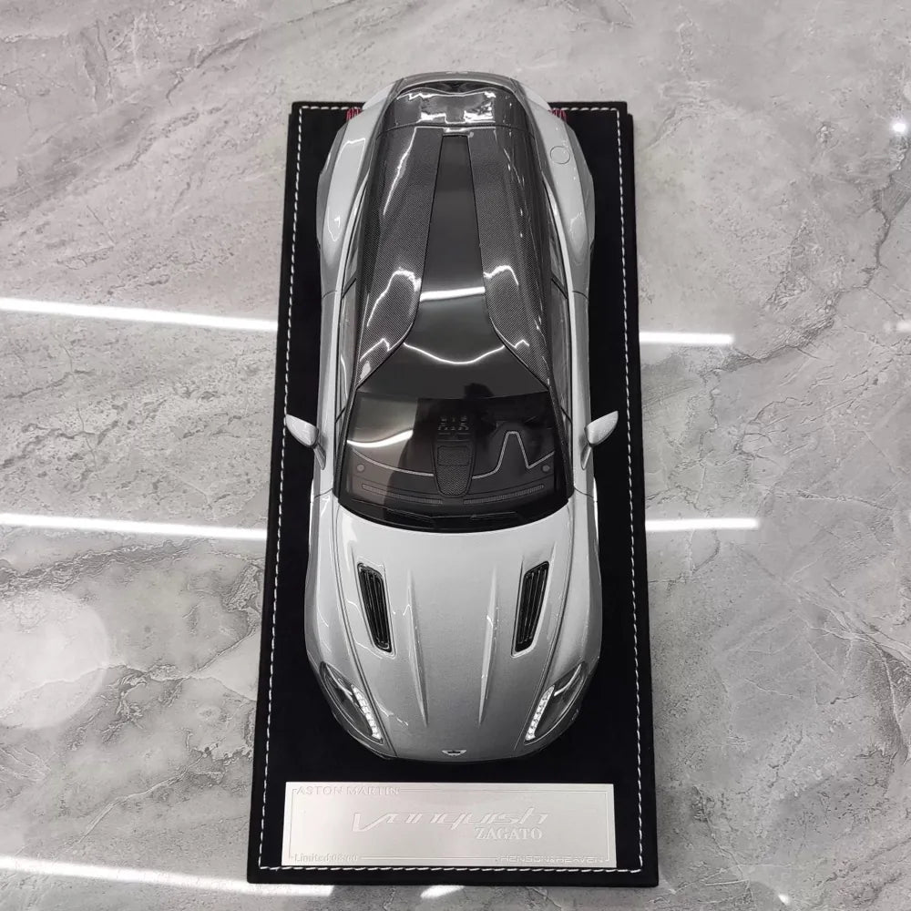 [Henson & Heaven] 1:18 Aston Martin 2019 Vanquish Zagato Shooting Brake Gray Model Car Resin