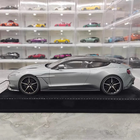 [Henson & Heaven] 1:18 Aston Martin 2019 Vanquish Zagato Shooting Brake Gray Model Car Resin