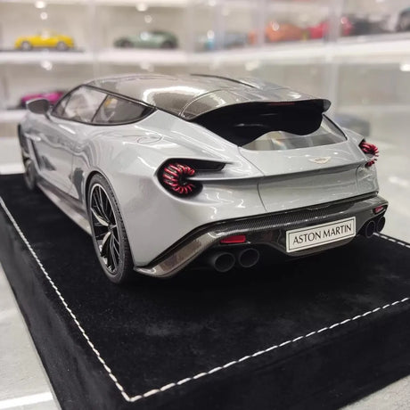 [Henson & Heaven] 1:18 Aston Martin 2019 Vanquish Zagato Shooting Brake Gray Model Car Resin