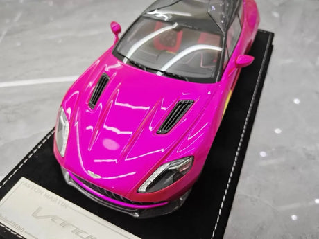 [Henson & Heaven] 1:18 Aston Martin 2019 Vanquish Zagato Shooting Brake Purple Model Car Resin