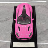 [Henson & Heaven] 1:18 Aston Martin 2019 Vanquish Zagato Shooting Brake Pink Model Car Resin