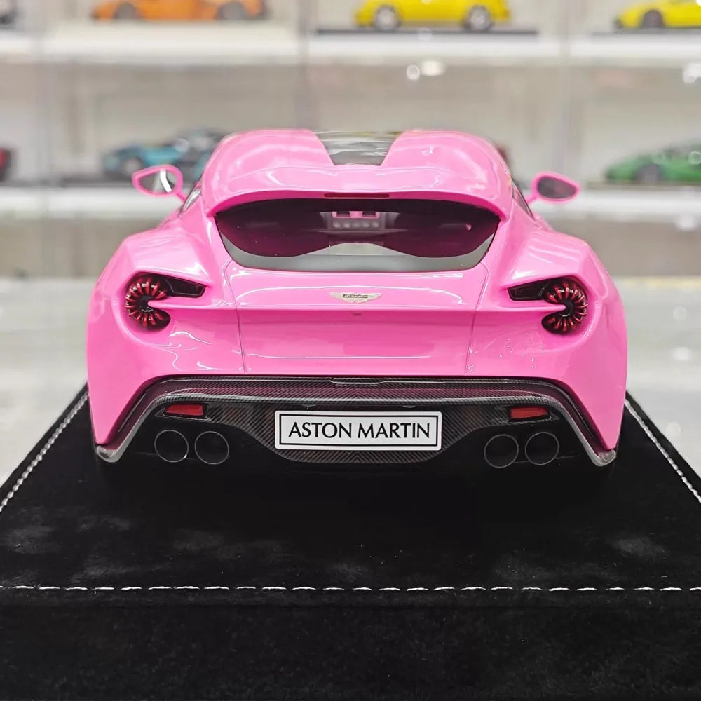 [Henson & Heaven] 1:18 Aston Martin 2019 Vanquish Zagato Shooting Brake Pink Model Car Resin