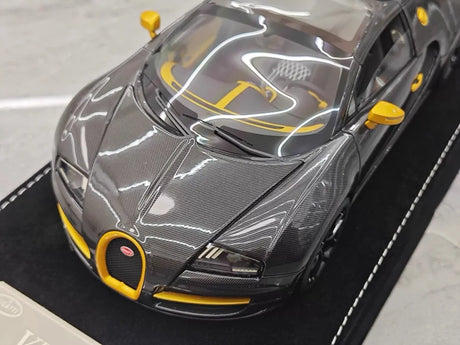 [Henson & Heaven] 1:18 Bugatti 2005 Veyron Black Model Car Resin