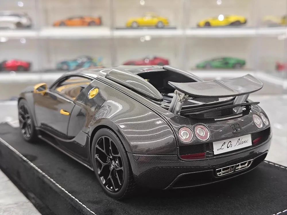 [Henson & Heaven] 1:18 Bugatti 2005 Veyron nero modellino di auto resina