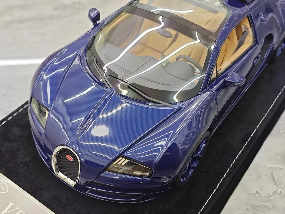 [Henson & Heaven] 1:18 Bugatti 2005 Veyron Blue Model Car Resin