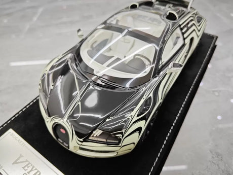 [Henson & Heaven] 1:18 Bugatti 2005 Veyron White & Black Model Car Resin