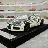 [Henson & Heaven] 1:18 Bugatti 2005 Veyron White & Black Model Car Resin