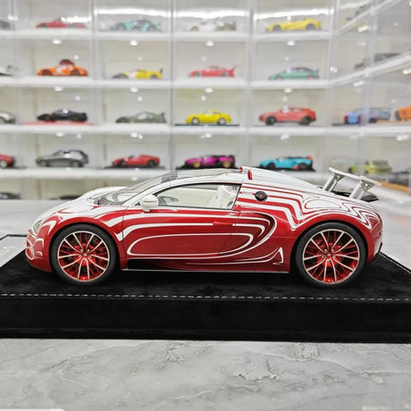 [Henson & Heaven] 1:18 Bugatti 2005 Veyron White & Red Model Car Resin