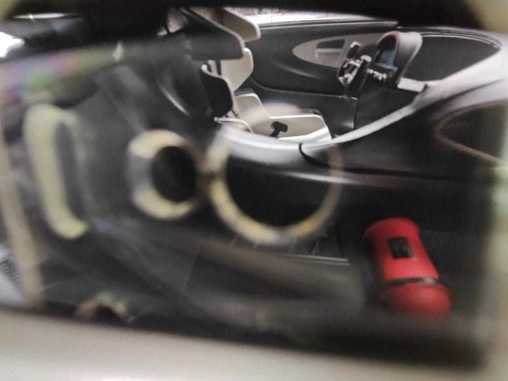 [Henson & Heaven] 1:18 Bugatti 2015 Vision Gran Turismo シルバー モデルカー レジン