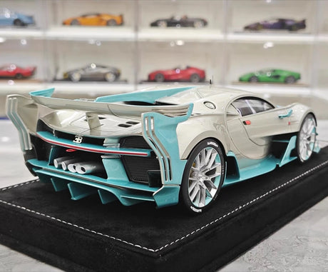 [Henson & Heaven] 1:18 Bugatti 2015 Vision Gran Turismo Silver Model Car Resin