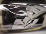 [Henson & Heaven] 1:18 Bugatti 2015 Vision Gran Turismo wit & rood modelauto Hars