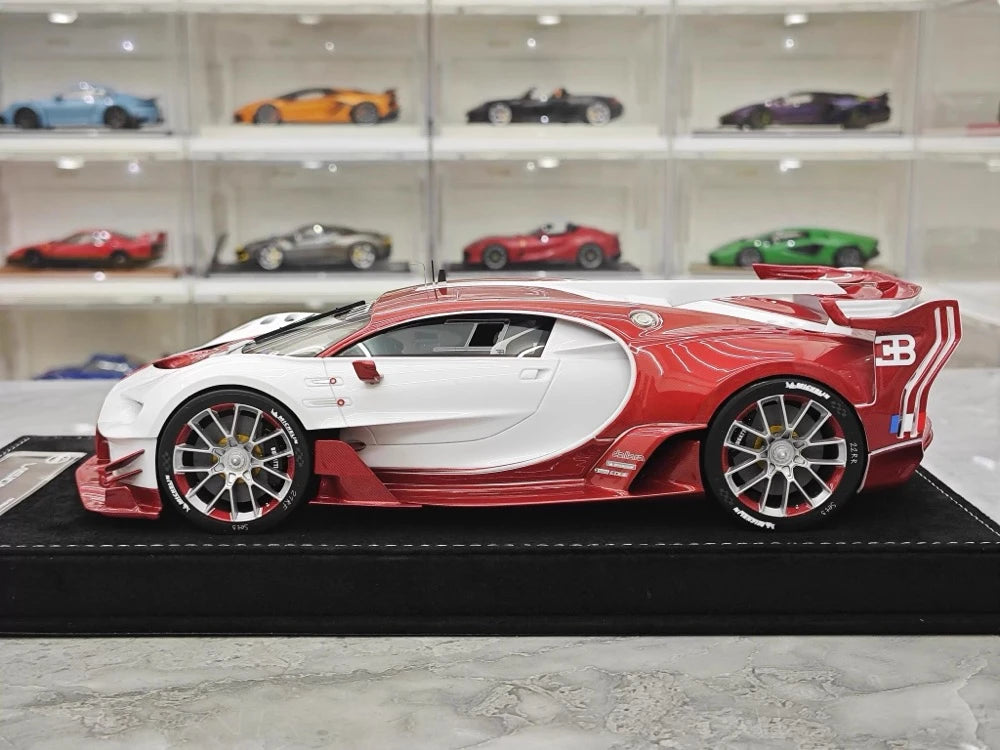 [Henson & Heaven] 1:18 Bugatti 2015 Vision Gran Turismo wit & rood modelauto Hars