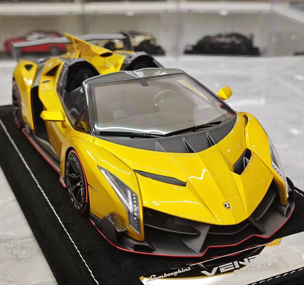[Henson & Heaven] 1:18 Lamborghini 2014 Veneno Roadster Electroplated Gold Model Car Resin