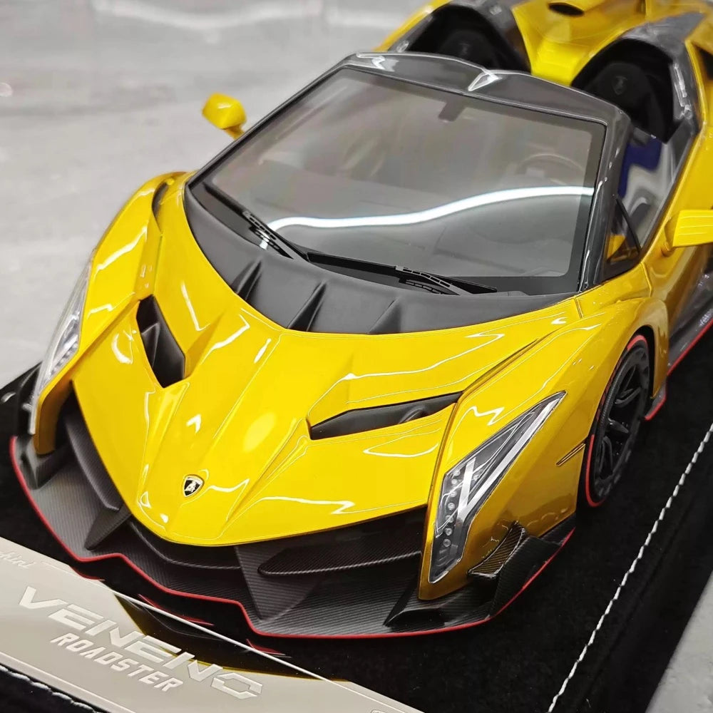 [Henson & Heaven] 1:18 Lamborghini 2014 Veneno Roadster Electroplated Gold Model Car Resin