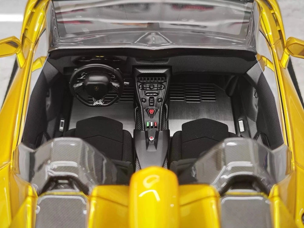 [Henson & Heaven] 1:18 Lamborghini 2014 Veneno Roadster Electroplated kulta pienoismalli Hartsi