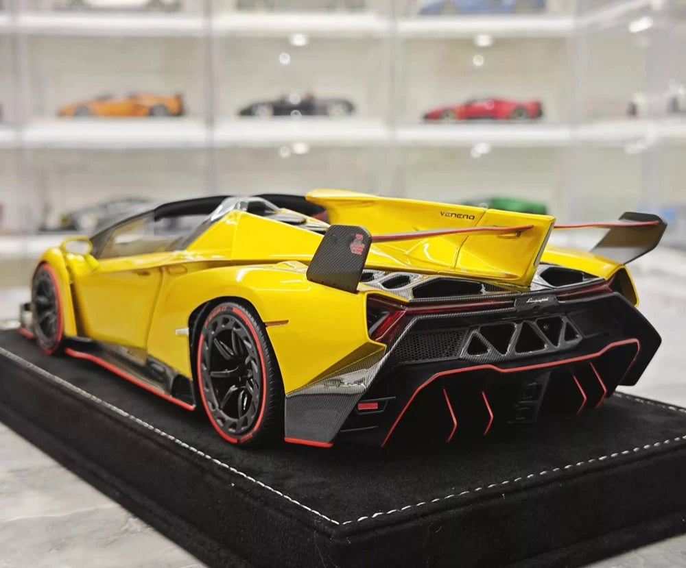 [Henson & Heaven] 1:18 Lamborghini 2014 Veneno Roadster Electroplated kulta pienoismalli Hartsi